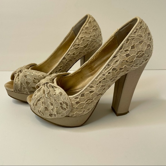 American Rag heel| 6 medium | pin up| lace| vintage - Picture 12 of 15